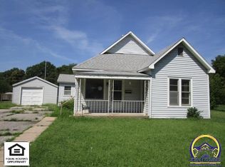 1935 N Woodland Ave, Wichita, KS 67203