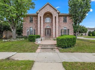 4845 Park Brook Dr, Fort Worth, TX 76137