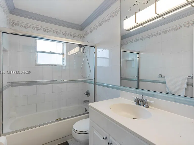 19323 Carolina Cir — Photo 23