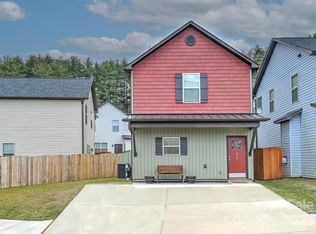 146 Cardwell Ln, Fletcher, NC 28732