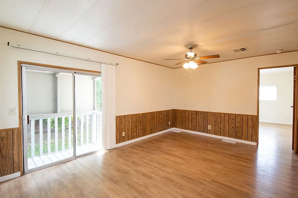 2 bed, 1344 sqft, $2,800 — Photo 3