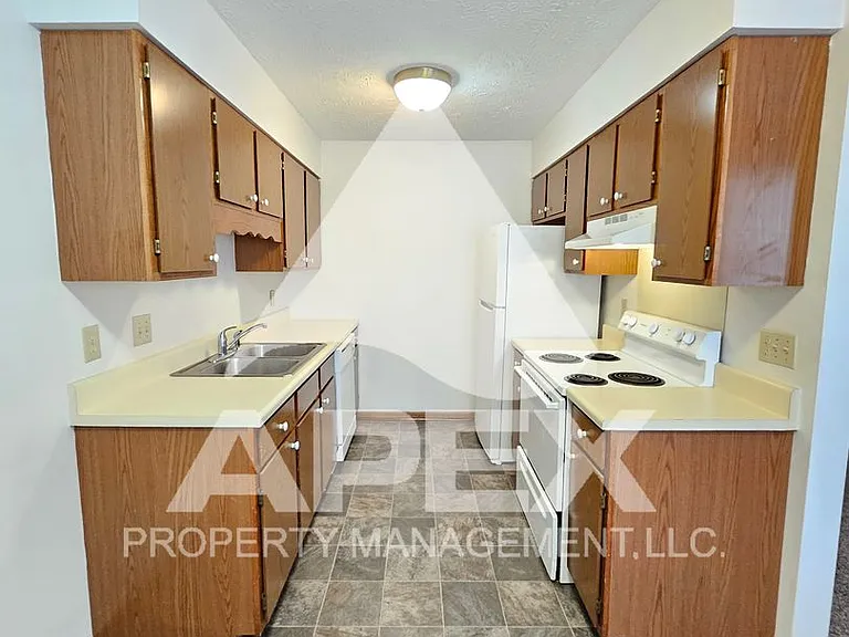 5615 Jacksboro Pike #11 — Photo 9