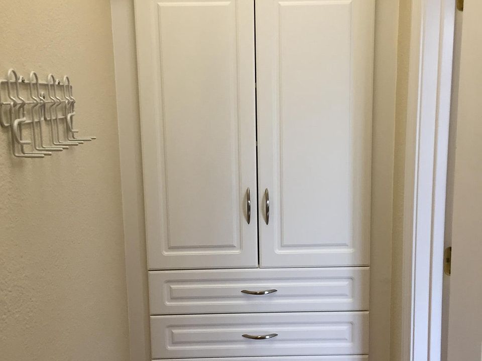 Laundry room storage