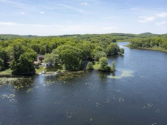 4th image of 87 Camp Dr