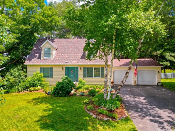152 Cross St, White River Junction, VT 05001