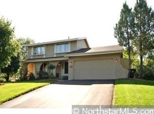 9926 Balmoral Ln, Eden Prairie, MN 55347