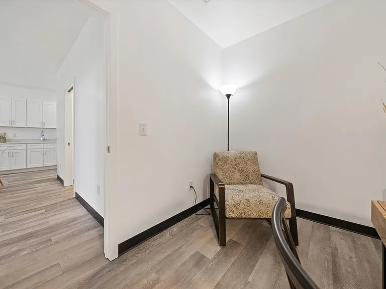 401 Olo Street - Former Church Parish Converted In Luxury Apartments! — Photo 5