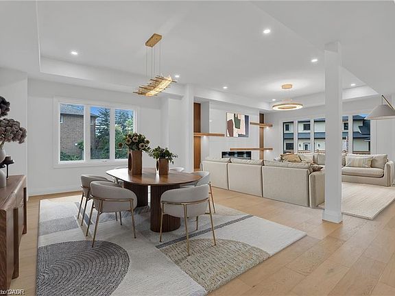 2nd image of 382A Southcote Rd