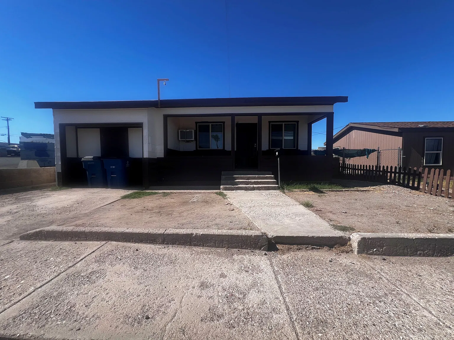 2 bed, 1054 sqft, $1,400 — Photo 3