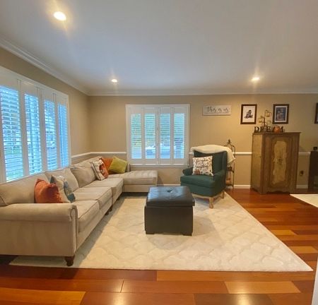 5th image of 120 Connelly Ave