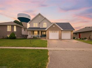 61 Sunnyside Dr, Brant, ON N0E1N0
