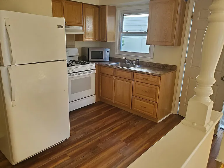 110 Shiloh St #2 — Photo 6