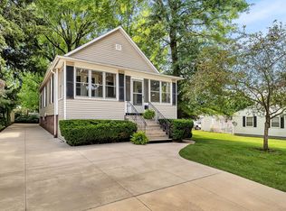 1807 Peoria St, Peru, IL 61354