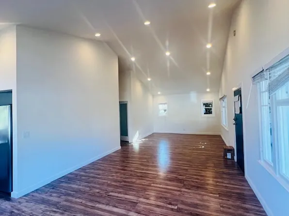 828 Crestmoore Pl, Venice, CA 90291