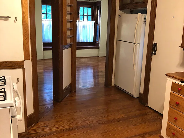 173 Shepard St #UPSTAIRS — Photo 51