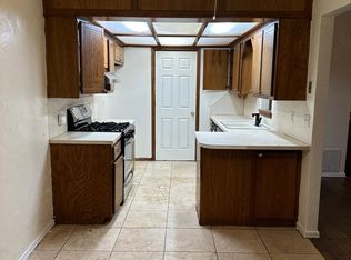 1216 Northridge Rd, Moore, OK 73160