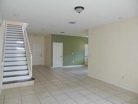5th image of 01144 NE 39th Ave #0