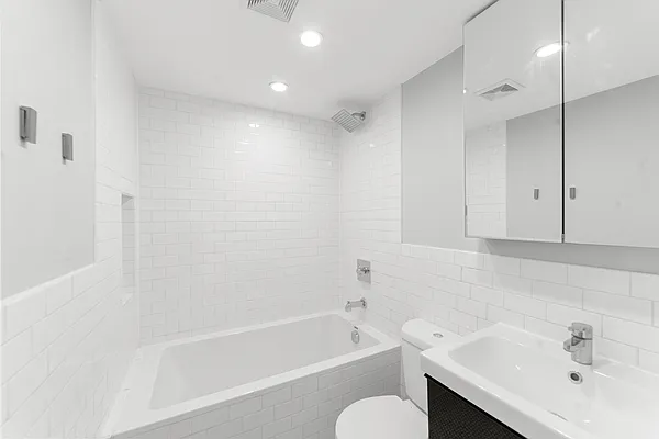 Rented by Corcoran | media 16