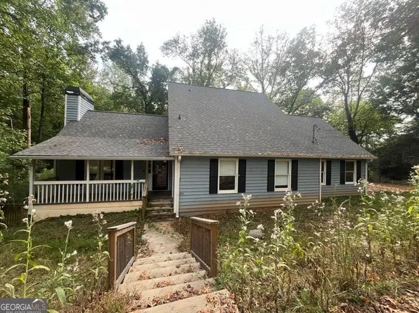 2710 Northlake Rd, Gainesville, GA 30506