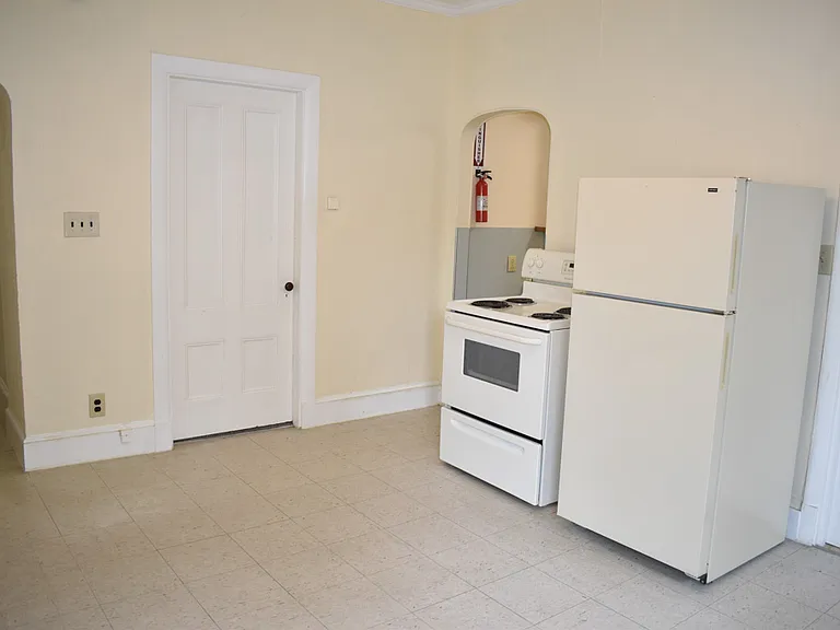 52 Howe St #1 — Photo 11