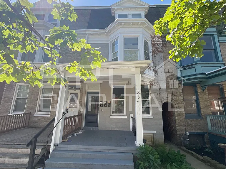 834 E Philadelphia St #3 — Photo 1