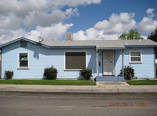 455 S 7th St, Chowchilla, CA 93610