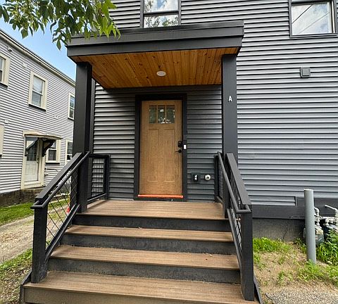 4th image of 142 Archibald St #A