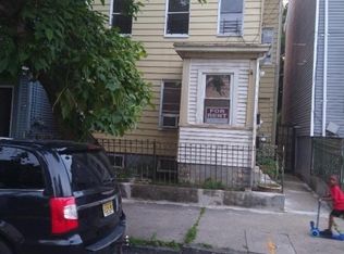 39 Hillman St, Paterson, NJ 07522
