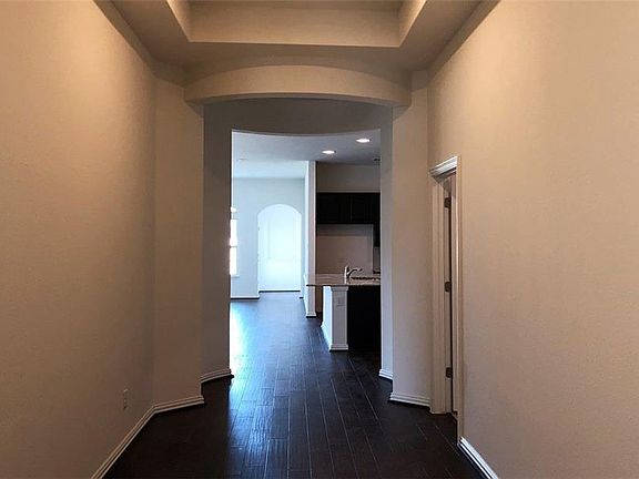 2nd image of 6836 Leonardo Dr