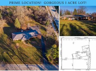 2 Roclare Ln, Saint Louis, MO 63131