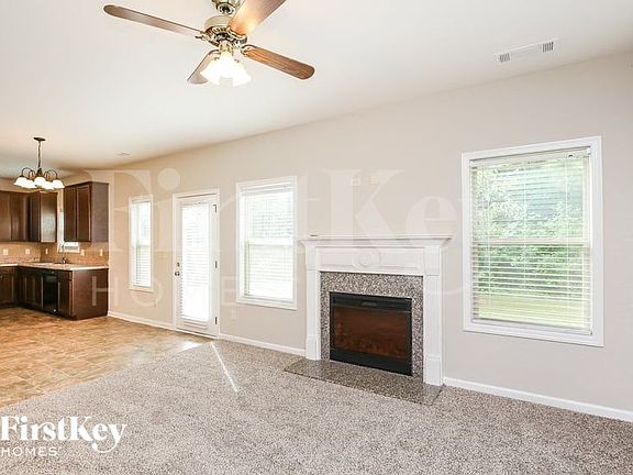 2nd image of 1324 Trailridge Way