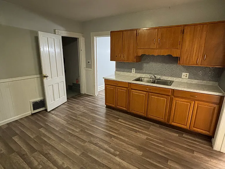 1218 City St #2 — Photo 1