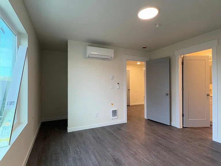 503 E Helena Ave — Photo 15