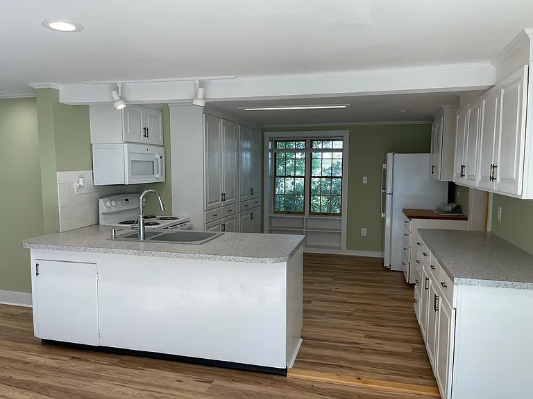 63 Main St #1 — Photo 7