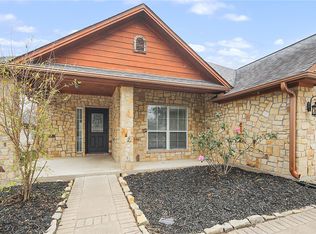 14107 Renee Ln, College Station, TX 77845