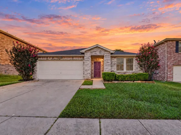 8417 Redheart St, Arlington, TX 76002