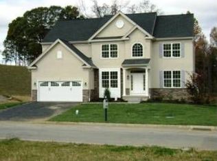 4152 Crescent Dr, Chester Springs, PA 19425