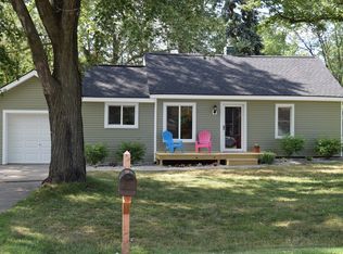2821 Chrysler Ave, Waterford, MI