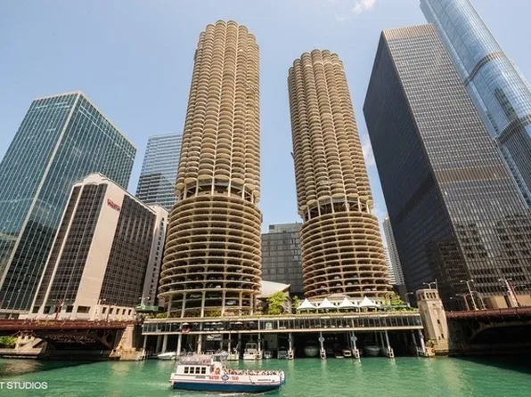 300 N State St APT 4409, Chicago, IL 60654