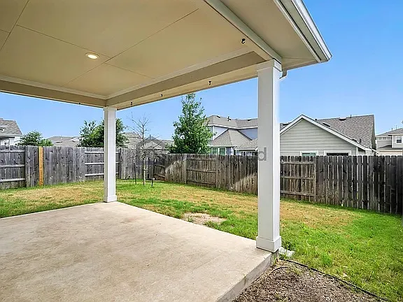 8207 Cottage Rose Dr — Photo 7