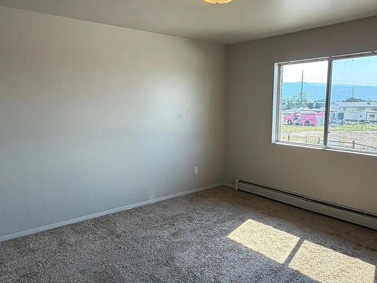 812 W Cedar Ct — Photo 11