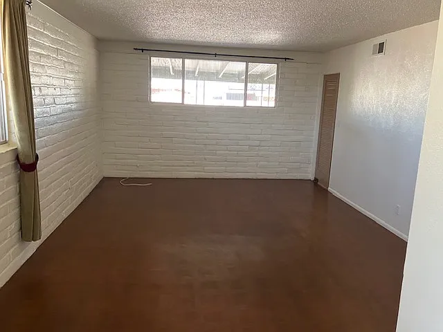 2942 W Madras Ln — Photo 6