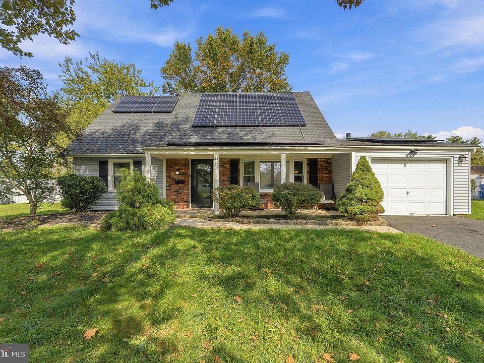 1st image of 44 Exton Ln