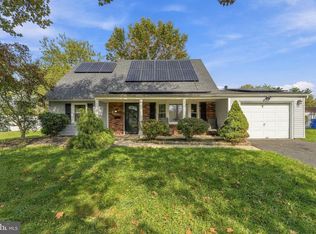 44 Exton Ln, Willingboro, NJ 08046