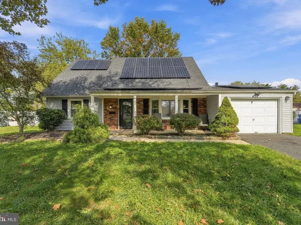 44 Exton Ln, Willingboro, NJ 08046