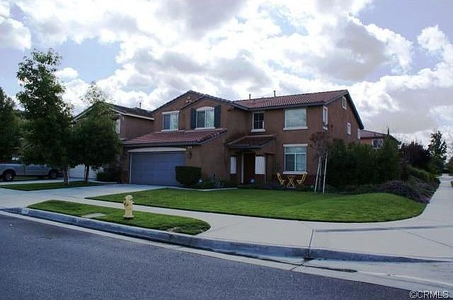 2nd image of 1086 Alexis Ln