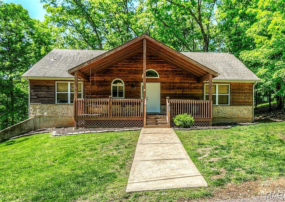 1st image of 504 Greenwood Ln