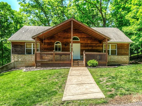 504 Greenwood Ln, Marthasville, MO 63357
