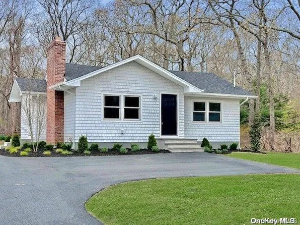 32 Crystal Beach Boulevard, Moriches, NY 11955