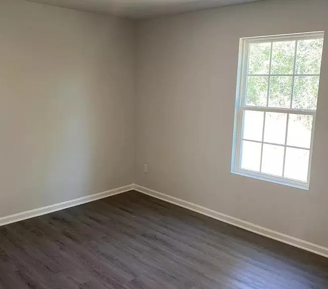 481 Elles Way #481 — Photo 2